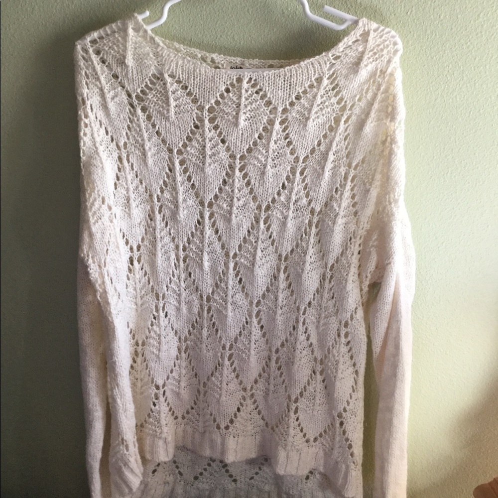Cream light sweater like new